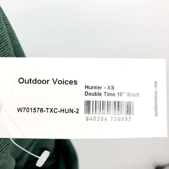 OUTDOOR VOICES Women's Double Time 10" Shorts XS Green Biker Pocket Mid Rise NWT - Picture 7 of 8